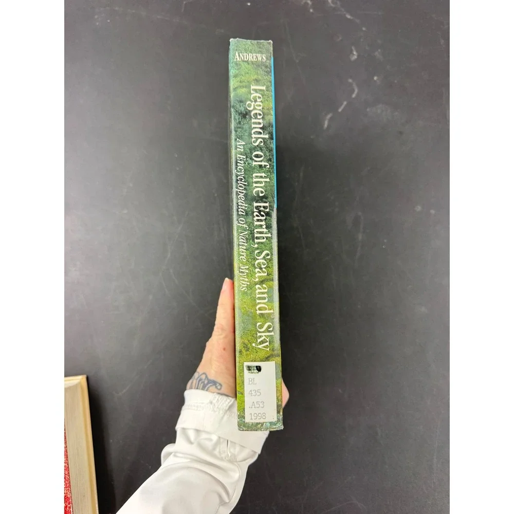 Legends of the Earth Sea and Sky‎ Nature Myths Encyclopedia Tamra Andrews 1998